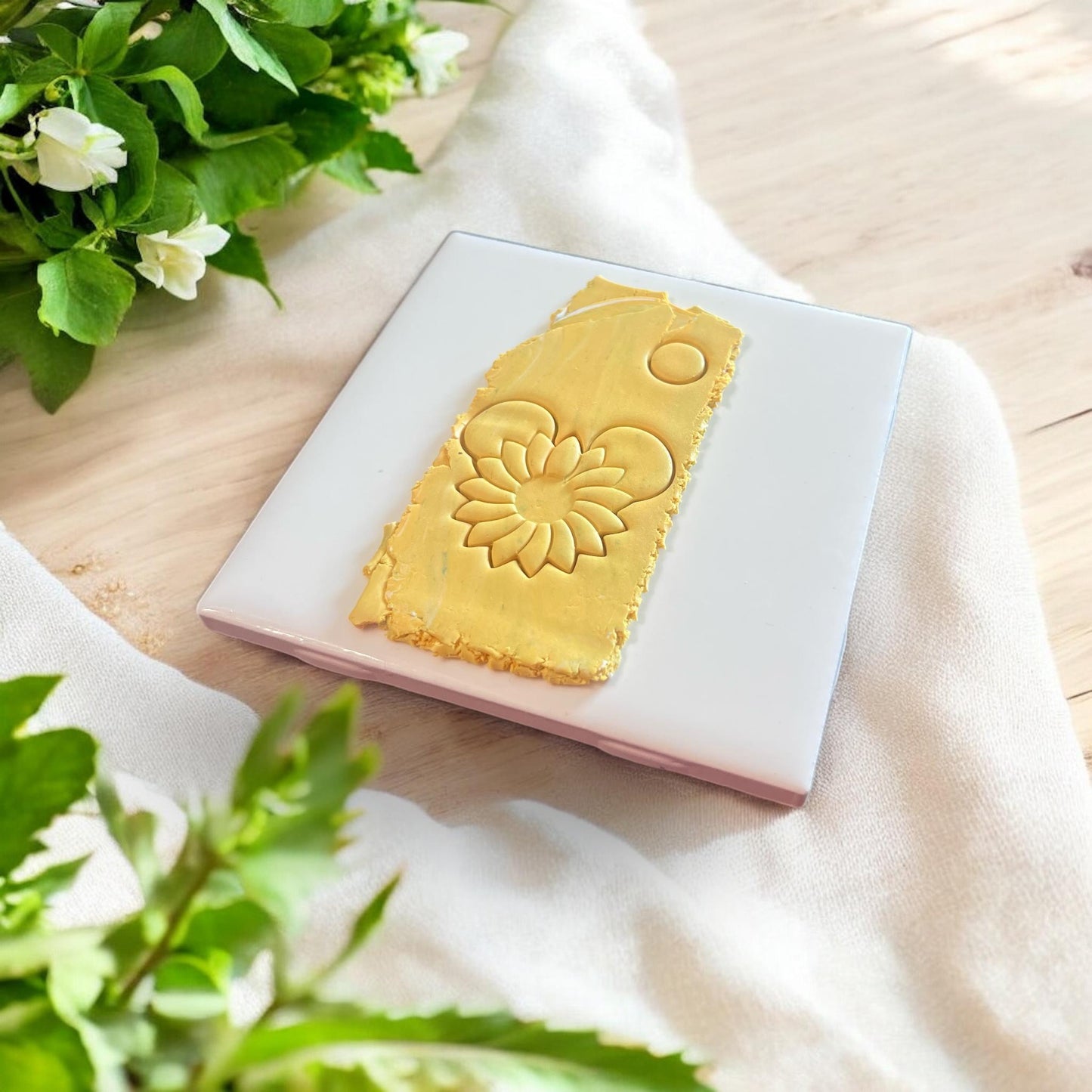 sunflower clay press