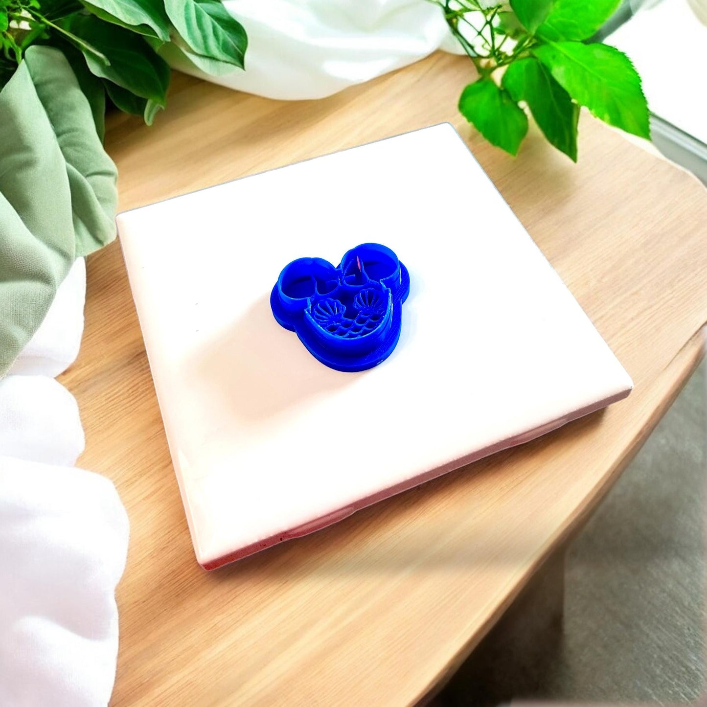 mouse shape clay cutter tool