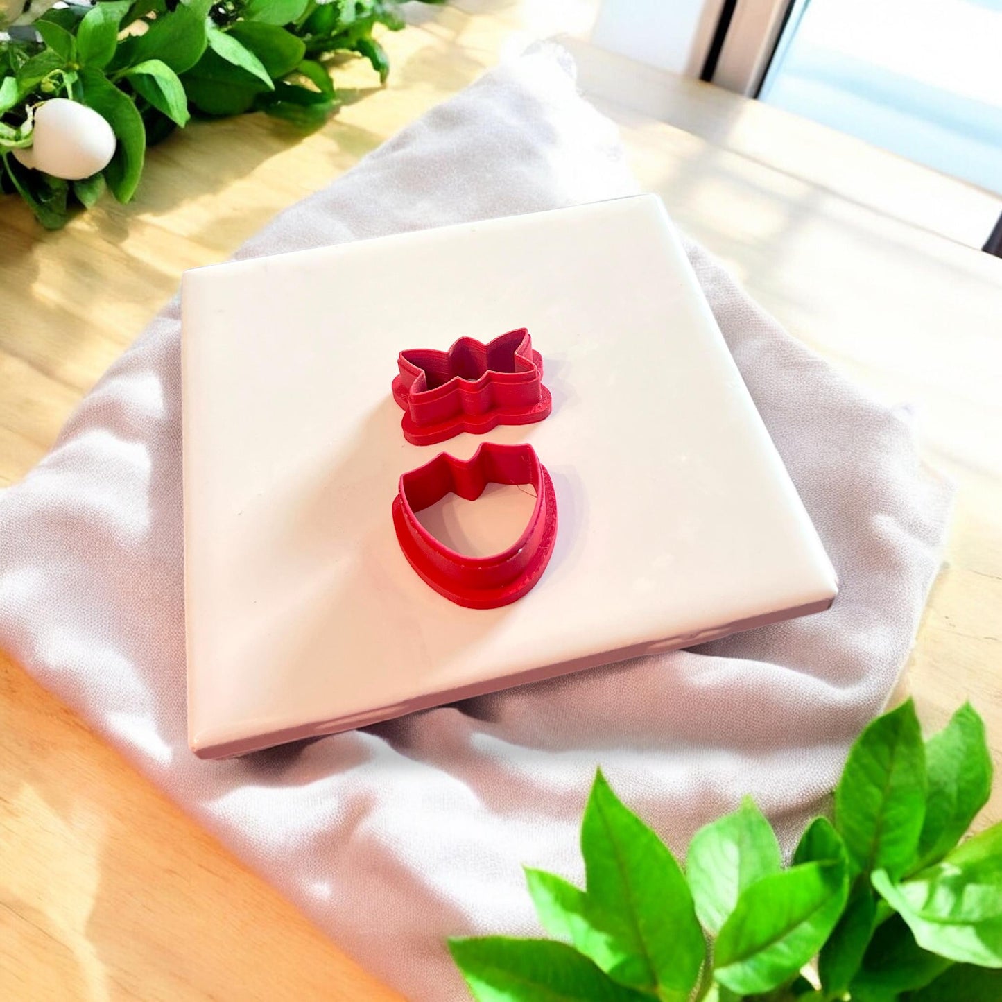 two piece strawberry cutters