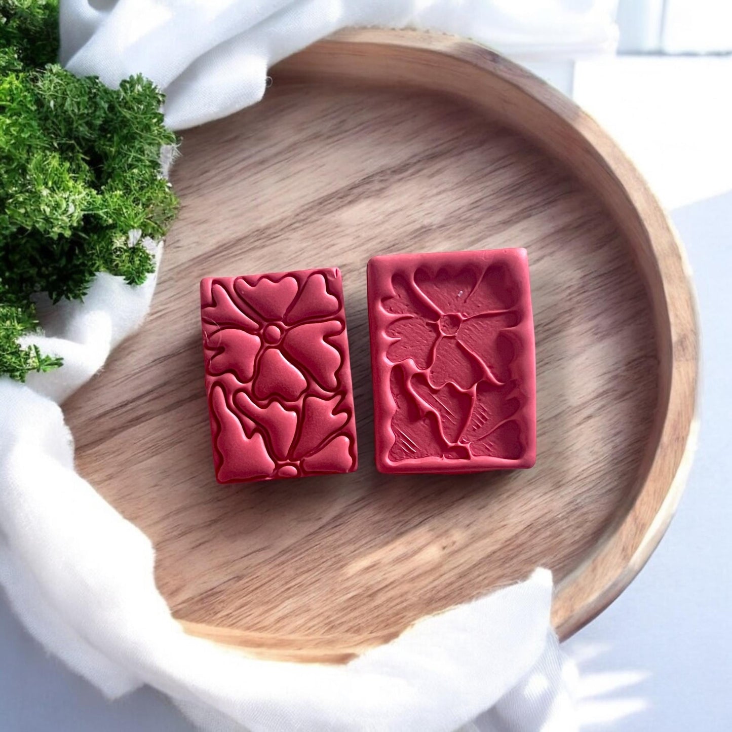 Close-up view of the Matisse flower polymer clay cutter, emphasizing the detailed craftsmanship.