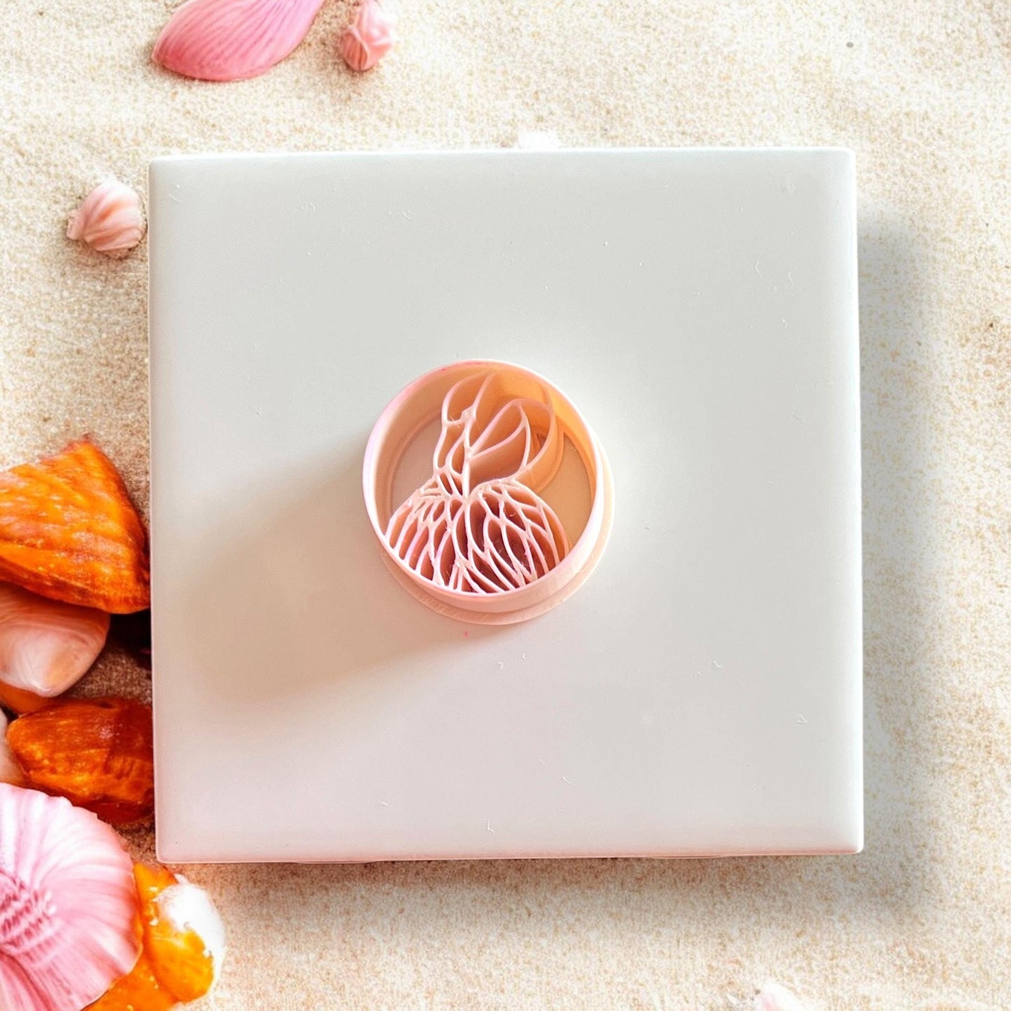 Round flamingo silhouette cutter, viewed from top down