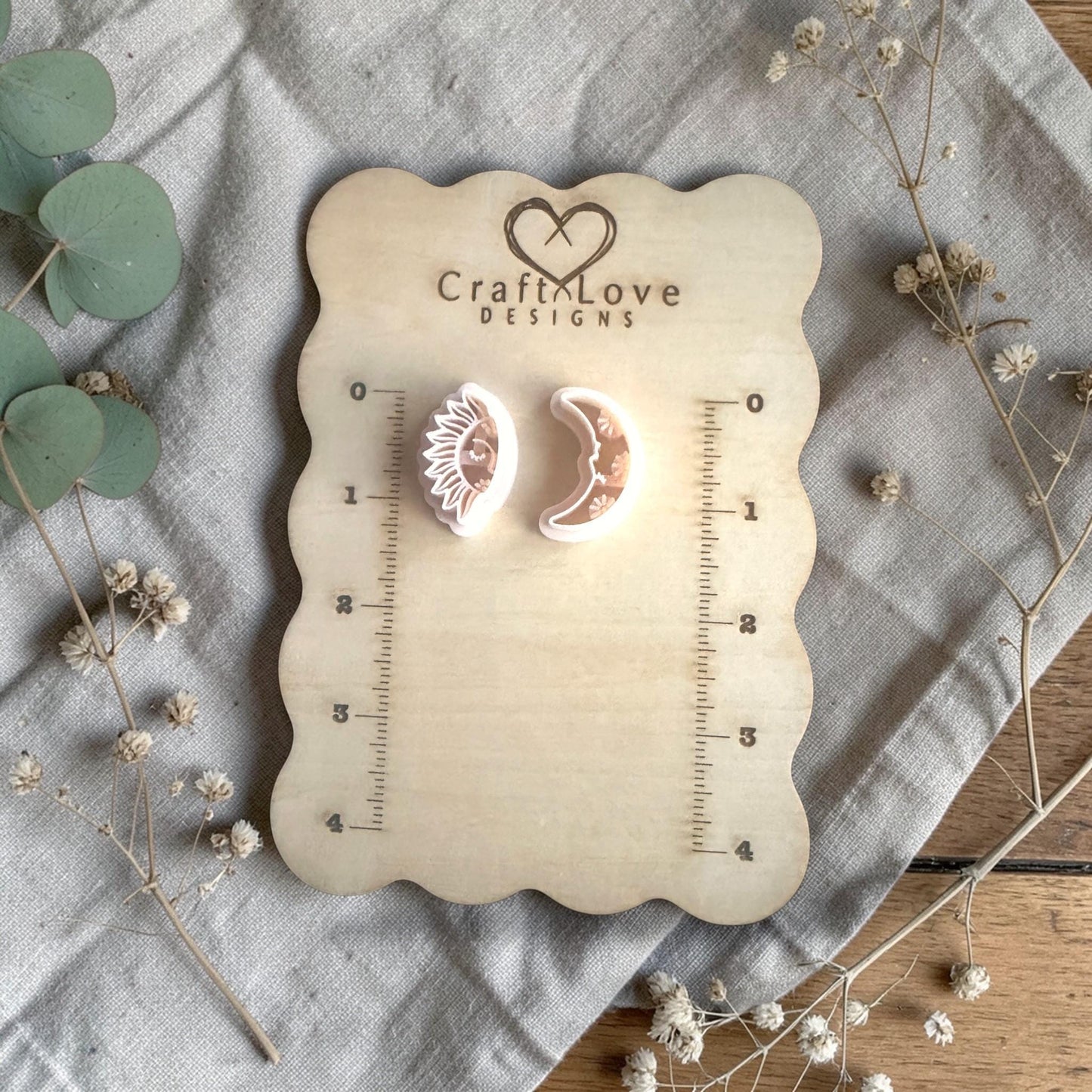 sun moon clay cutter size shown 30mm