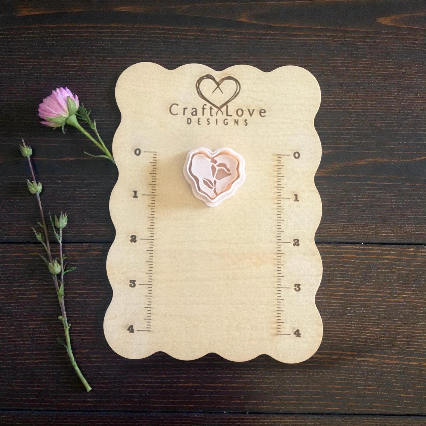 heart flower cutter displayed on size board