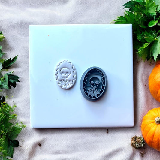 skeleton cameo and cutter side by side