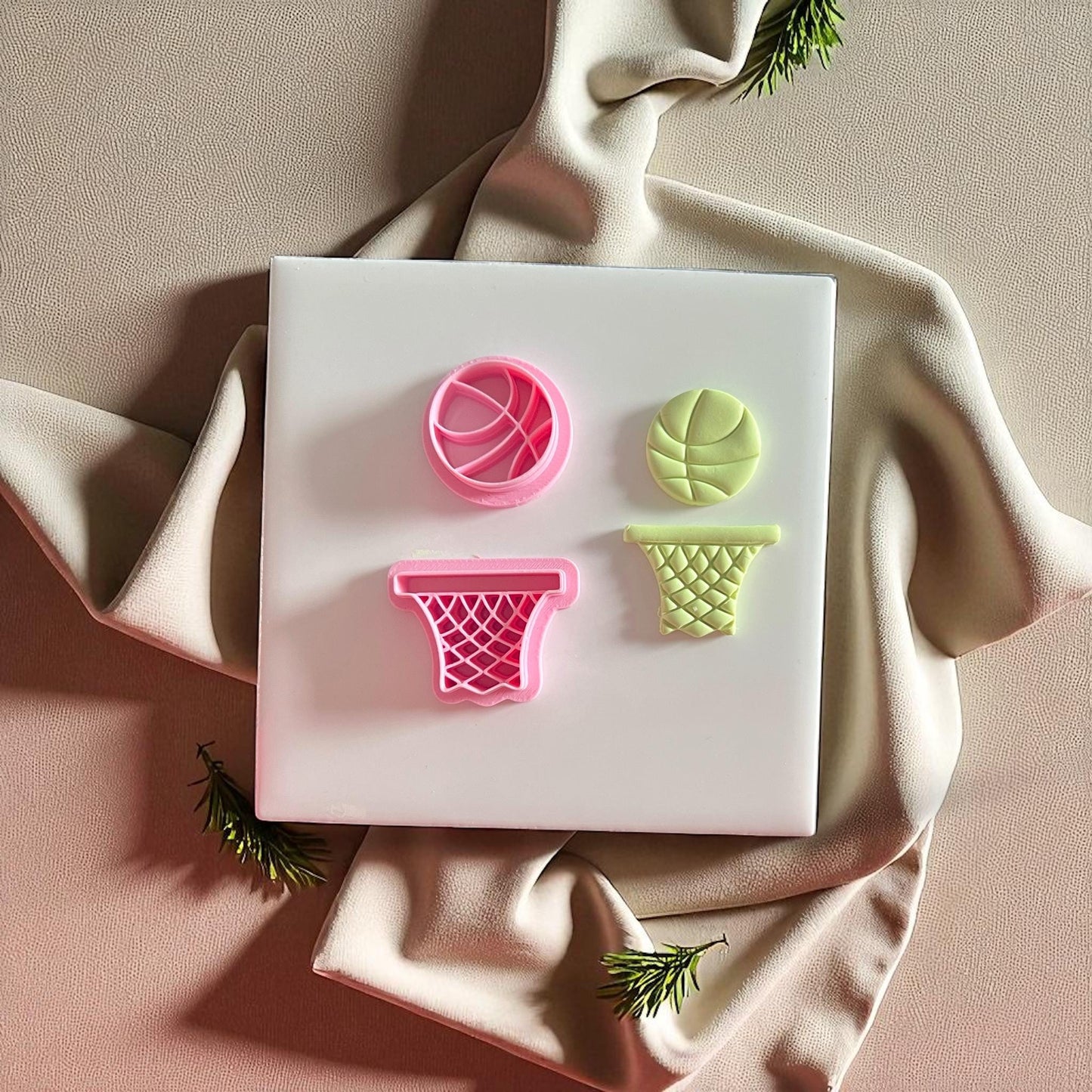 hoop and ball clay cutter set in pink and green