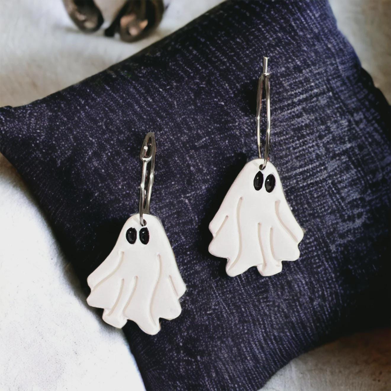 Ghost Polymer Clay Cutter: Classic Halloween Design