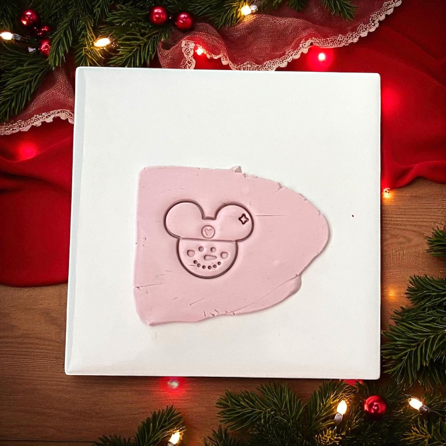 Christmas Mousy Snowman Clay Cutter – Festive Polymer Clay Tool for Holiday Jewelry and Craft Creations