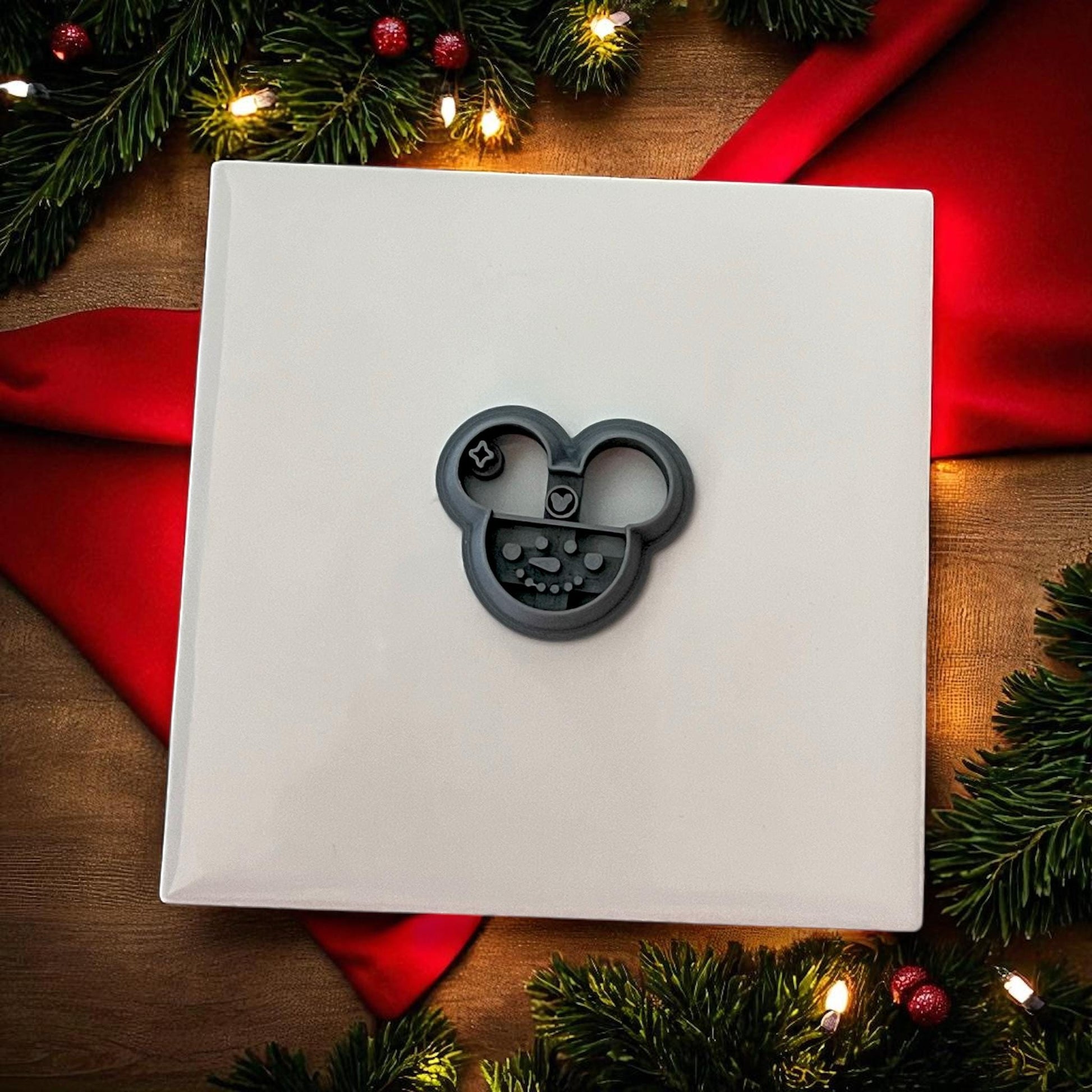 Christmas Mousy Snowman Clay Cutter – Festive Polymer Clay Tool for Holiday Jewelry and Craft Creations