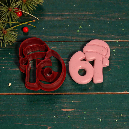 santa hat 67 clay cutter and pink impression on tile
