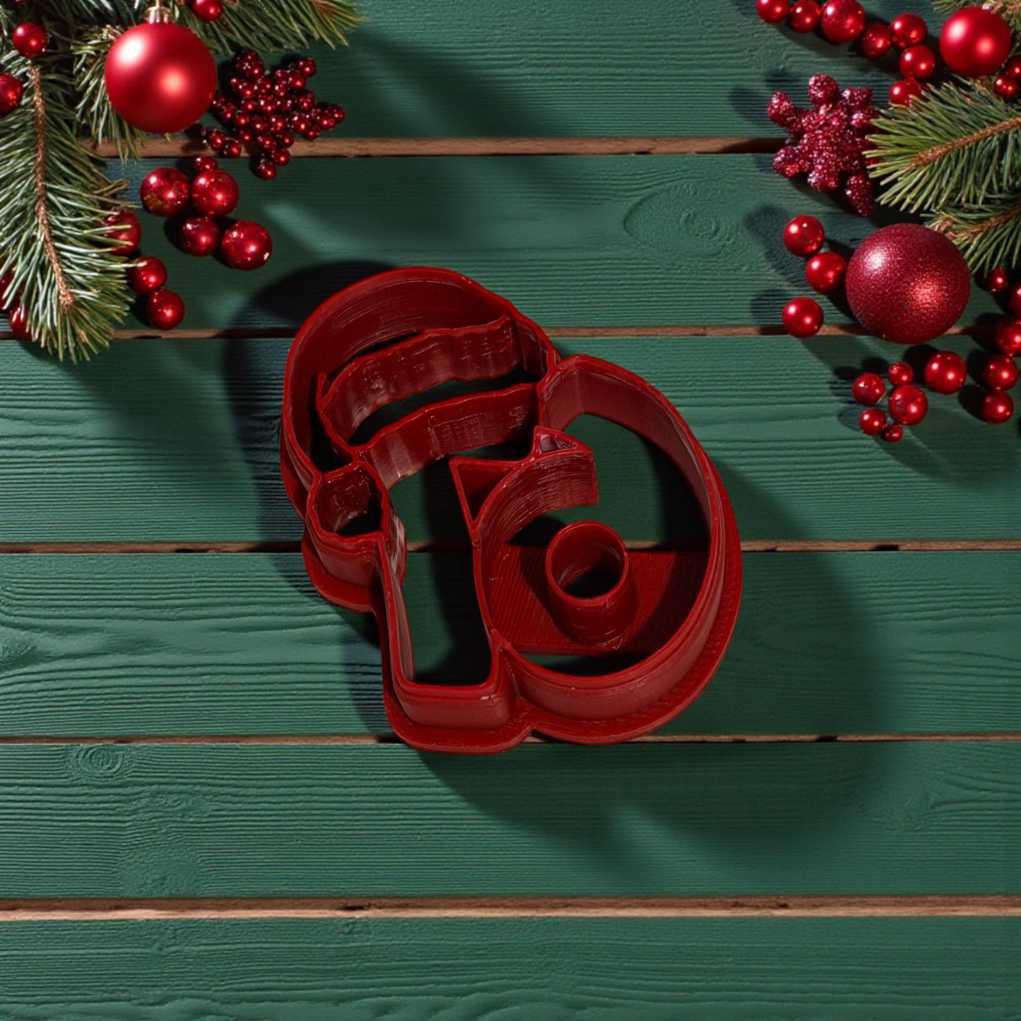 santa hat 67 cutter on tile with Christmas décor