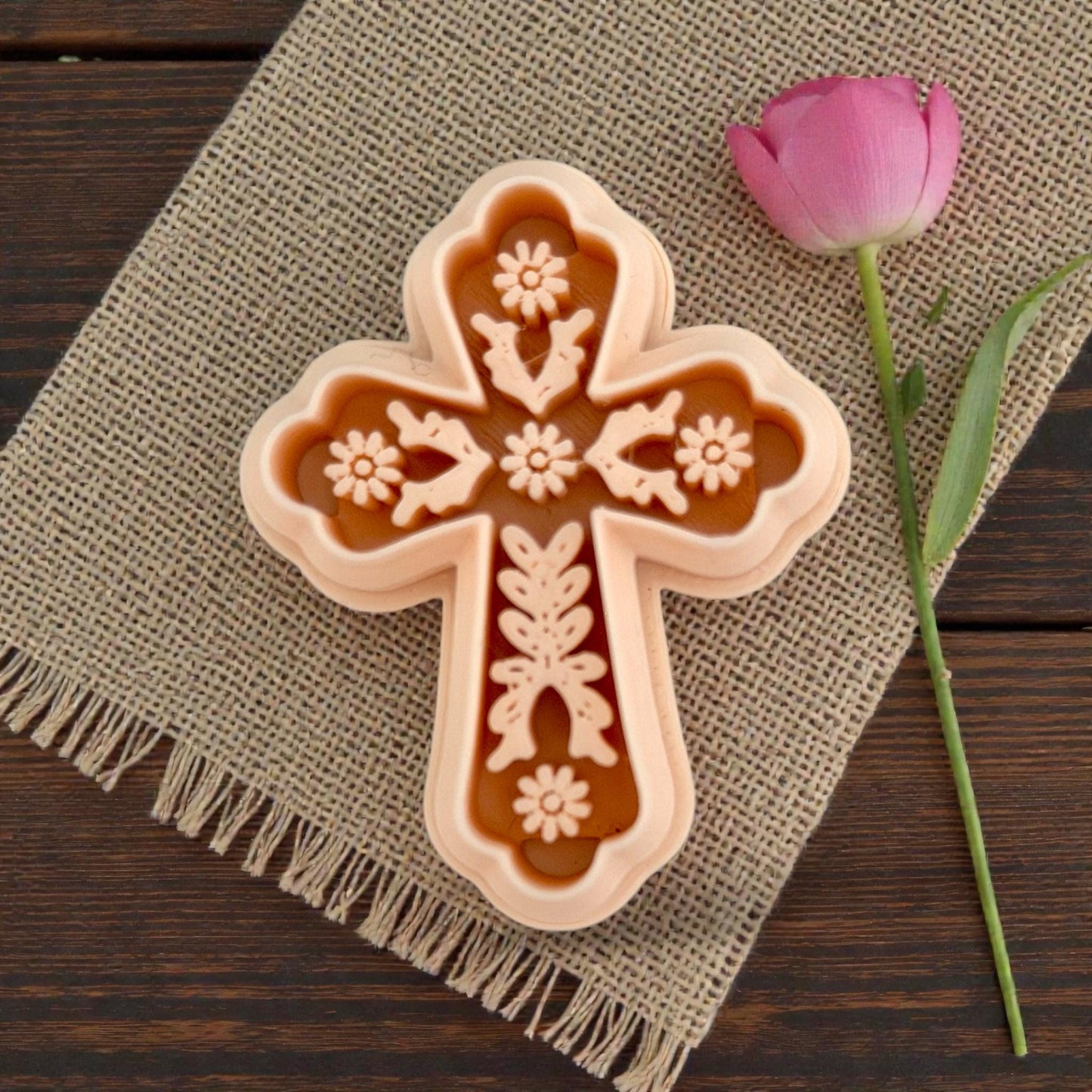floral cross cutter close-up with tulip