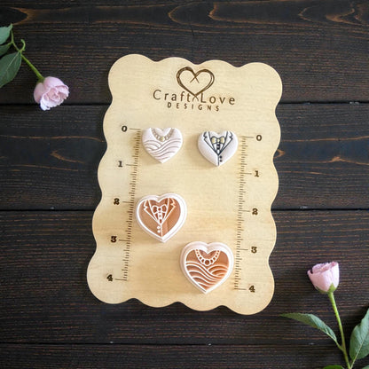 full bride groom cutter set displayed