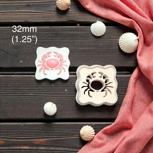 crab imprint and cutter shown with 32mm size label