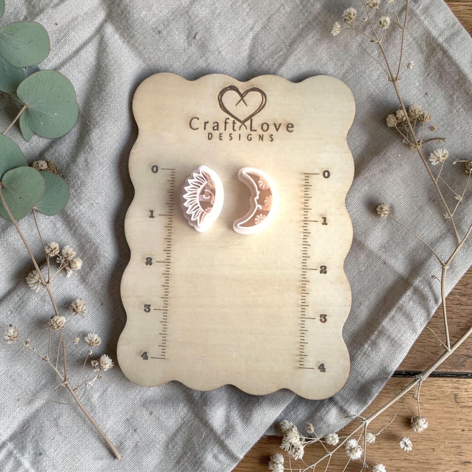 sun moon clay cutter size shown 30mm