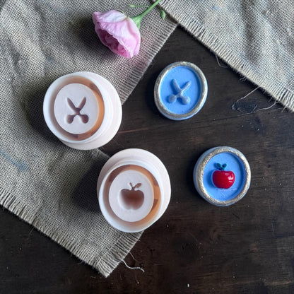 teacher stud clay cutter set with apple earring example