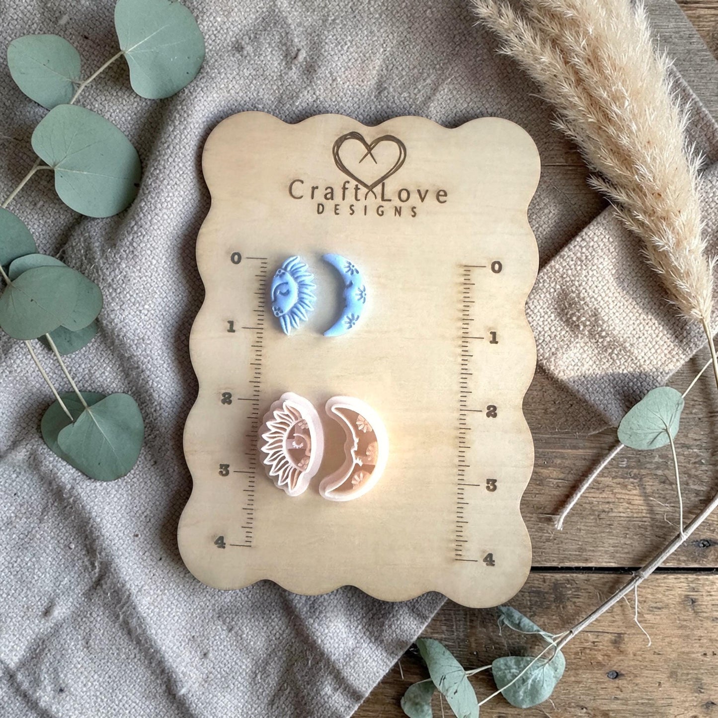 sun moon clay cutter set with clay example