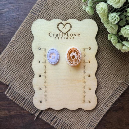 lemon cameo cutter on wooden ruler board showing scale